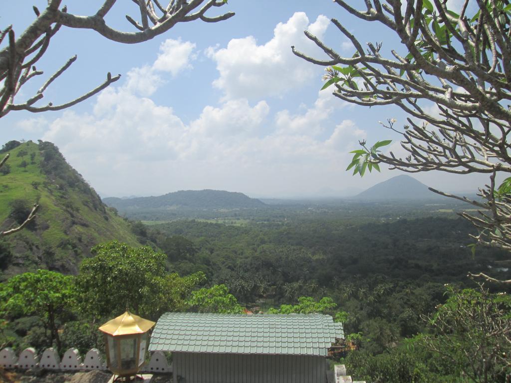 Old Mahawasala Hotel Bambaragaleyaya ห้อง รูปภาพ