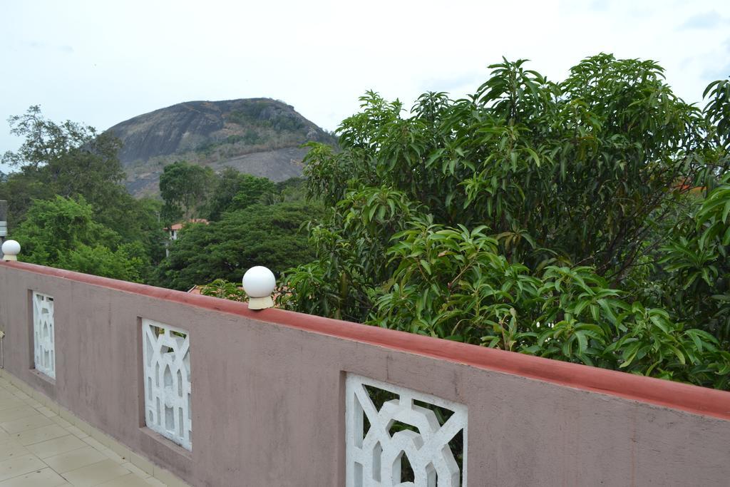 Old Mahawasala Hotel Bambaragaleyaya ห้อง รูปภาพ