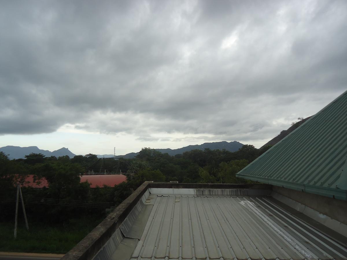 Old Mahawasala Hotel Bambaragaleyaya ภายนอก รูปภาพ
